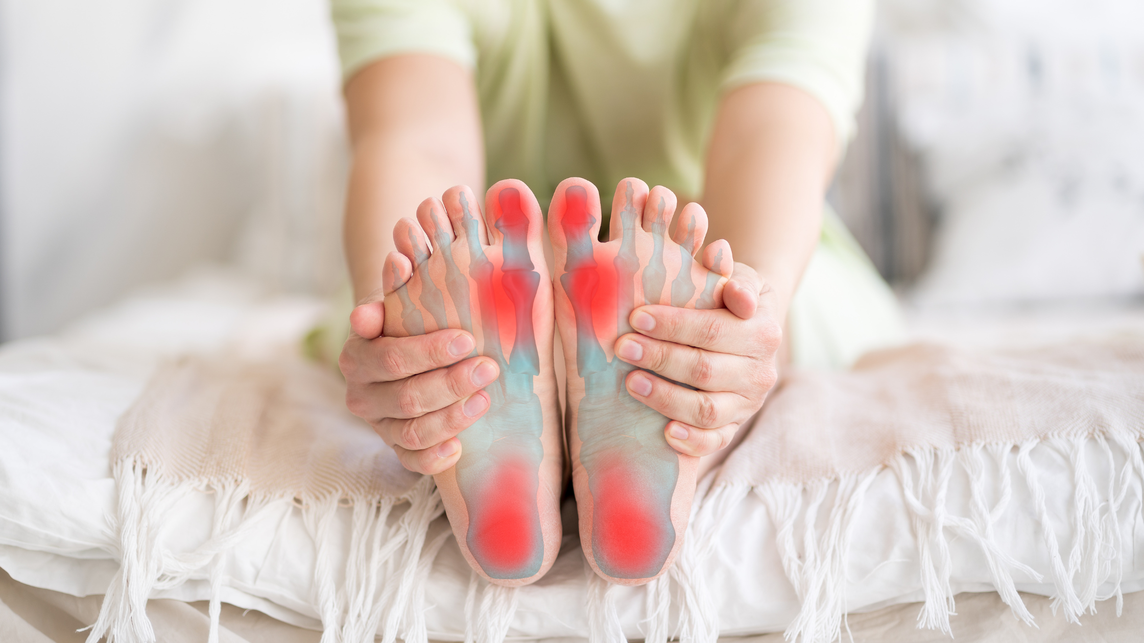 Outside Foot Pain - Symptoms, Causes, Treatment & Rehabilitation